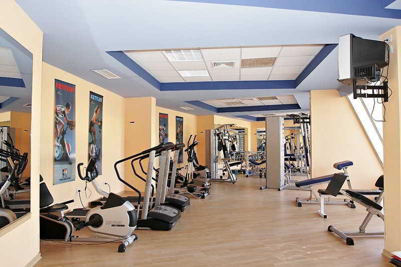 Xperience Kiroseiz Parkland Hotel Sharm el-Sheikh Ngoại thất bức ảnh A typical gym