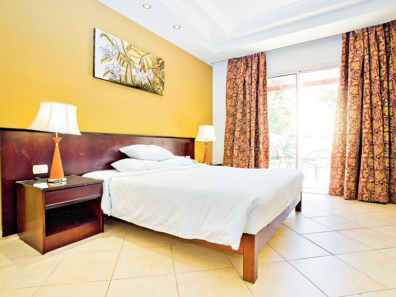 Xperience Kiroseiz Parkland Hotel Sharm el-Sheikh Ngoại thất bức ảnh A bedroom at the hotel